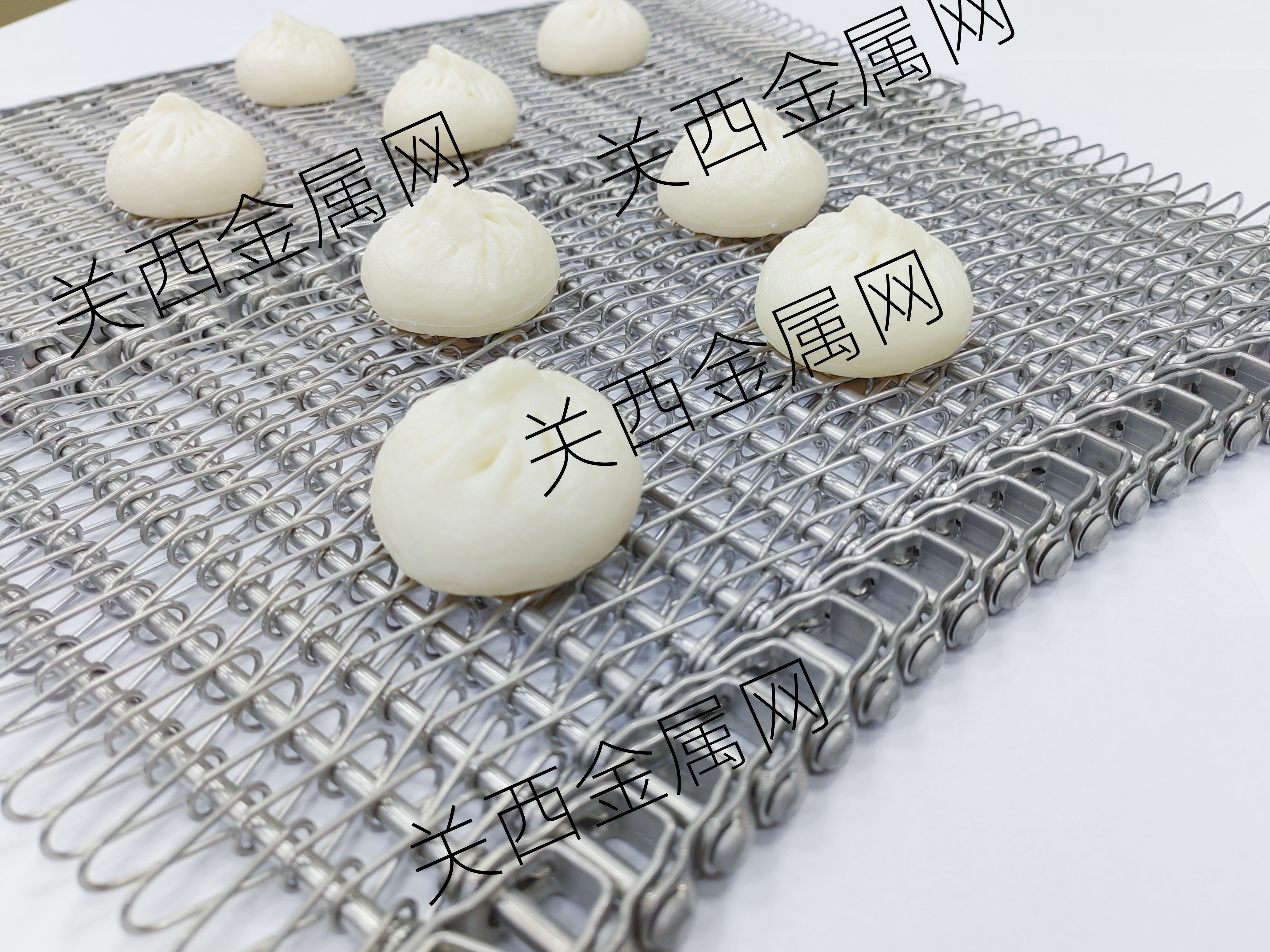 食品行業(yè)的客戶說：金屬網(wǎng)帶要有高精密度和高穩(wěn)定性？